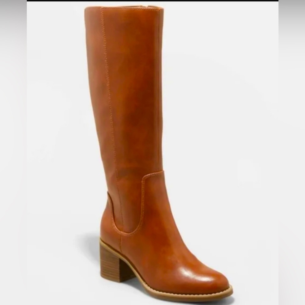 Campus style tall boot NEW✨